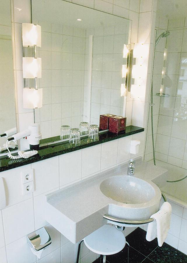 Boutiquehotel Goldhahn Bio Sport & Wellness Aalen Pokoj fotografie