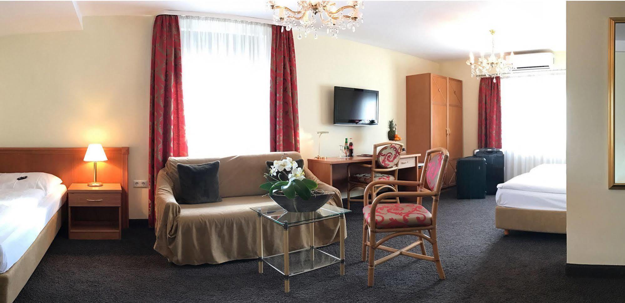 Boutiquehotel Goldhahn Bio Sport & Wellness Aalen Exteriér fotografie